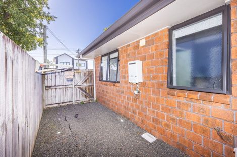 Photo of property in 16a Lyon Street, Frankton, Hamilton, 3204