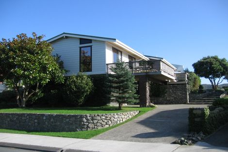 Photo of property in 83 Gordon Road, Plimmerton, Porirua, 5026