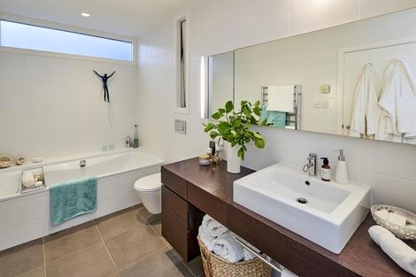 Photo of property in 102 Heke Street, Ngaio, Wellington, 6035