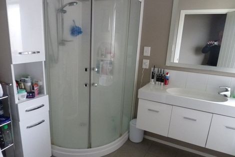 Photo of property in 20 Medallion Court, Kelvin Grove, Palmerston North, 4414