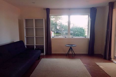 Photo of property in 2/58 Cliff Road, Torbay, Auckland, 0630