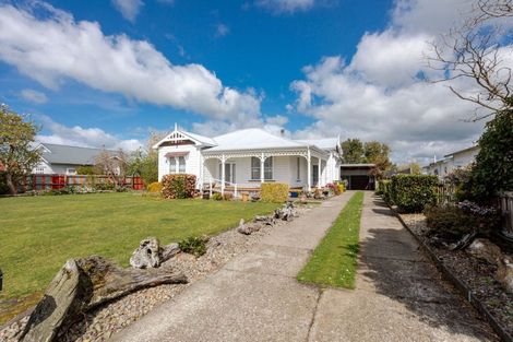 Photo of property in 36 Barraud Street, Dannevirke, 4930
