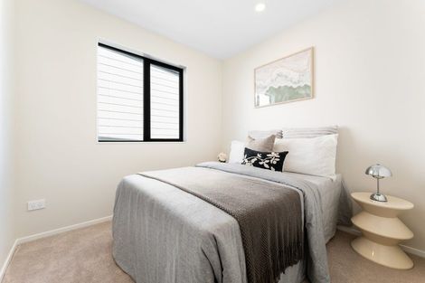 Photo of property in 12 Greenbrier Street, Westgate, 0814