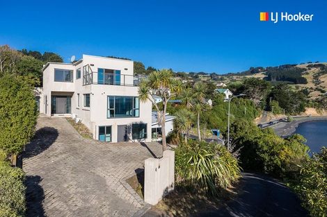 Photo of property in 4 Bewley Avenue, Macandrew Bay, Dunedin, 9014