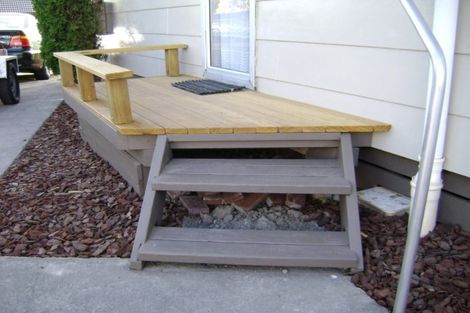 Photo of property in 98 Roberts Line, Kelvin Grove, Palmerston North, 4414