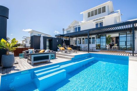 Photo of property in 120 Pendarves Street, New Plymouth, 4312