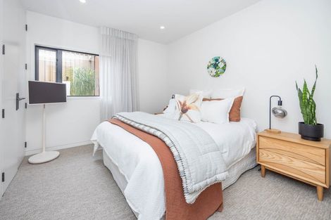 Photo of property in 43 Saint Andrews Terrace, St Andrews, Hamilton, 3200