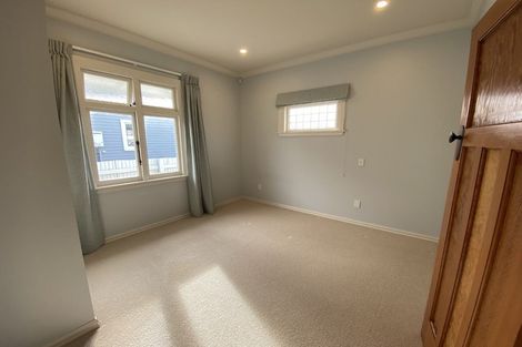 Photo of property in 4 Collins Street, Petone, Lower Hutt, 5012
