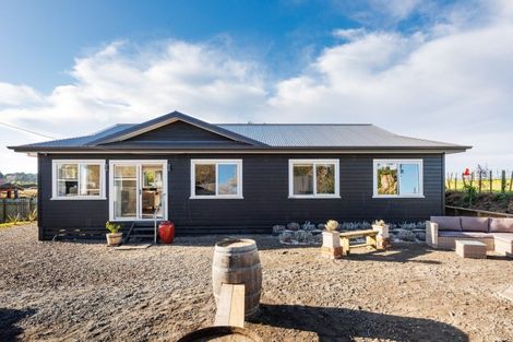 Photo of property in 319 Makirikiri Road, Crofton, Marton, 4787