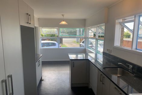 Photo of property in 109 Universal Drive, Henderson, Auckland, 0610