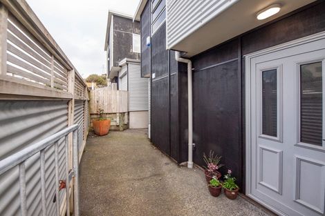 Photo of property in 40 Erlestoke Crescent, Churton Park, Wellington, 6037