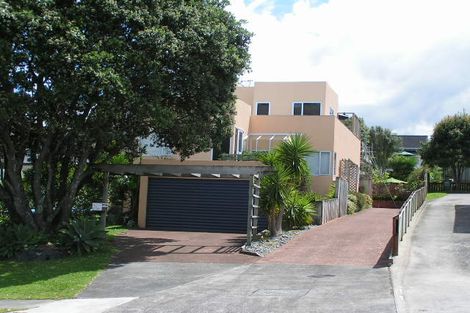 Photo of property in 2/21 Onepoto Road, Hauraki, Auckland, 0622