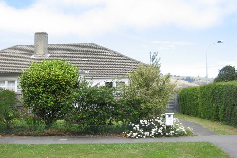 Photo of property in 32 Riley Crescent, Woolston, Christchurch, 8023