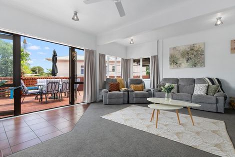 Photo of property in 1 Gilchrist Street, Te Aroha, 3320