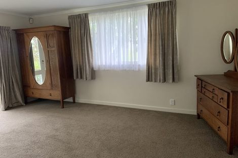 Photo of property in 2/24 Garadice Road, Rothesay Bay, Auckland, 0630