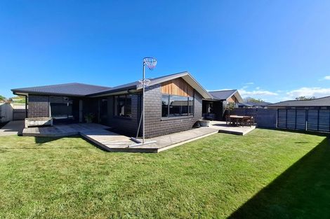 Photo of property in 5 Wheki Lane, Inglewood, 4330