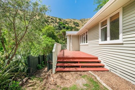 Photo of property in 66 Tilley Road, Paekakariki, 5034