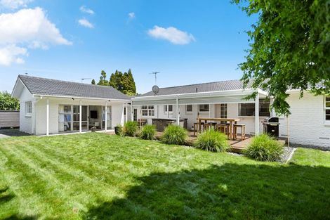 Photo of property in 5 Grassy Downs Place, St Andrews, Hamilton, 3200