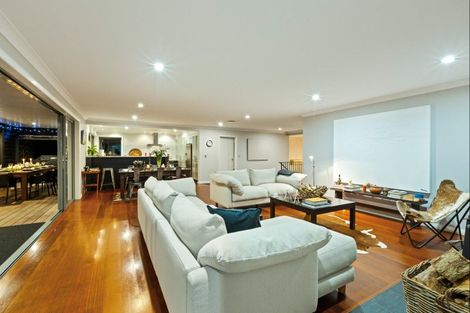 Photo of property in 875 Hibiscus Coast Highway, Waiwera, Orewa, 0994