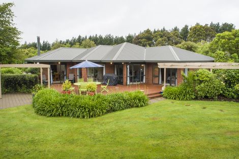 Photo of property in 234 Polson Hill Drive, Aokautere, Palmerston North, 4471