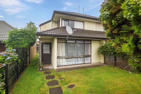 Photo of property in 1/18 Carnot Street, Glenholme, Rotorua, 3010