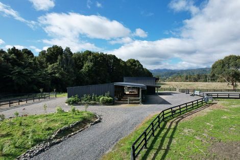 Photo of property in 31 Riveredge Terrace, Ohau, Levin, 5570