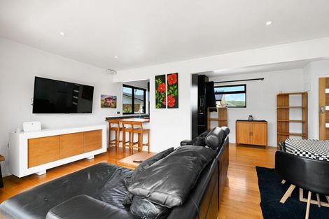 Photo of property in 42 English Street, St Andrews, Hamilton, 3200