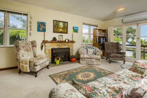 Photo of property in 11 Roband Avenue, Glenfield, Auckland, 0629