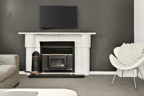 Photo of property in 163 Condell Avenue, Papanui, Christchurch, 8053