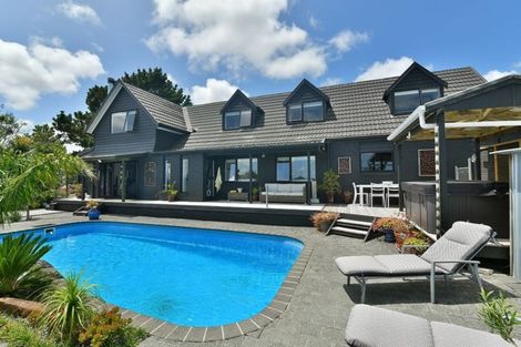 Photo of property in 230 Wishart Road, Helensville, 0875