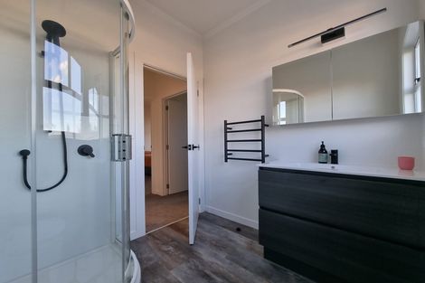 Photo of property in 55 Parris Street, Waitara, 4320