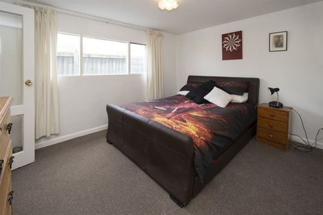 Photo of property in 483 Marine Parade, South New Brighton, Christchurch, 8062