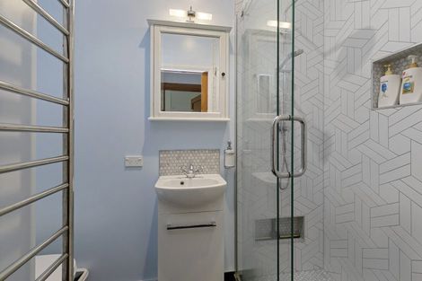 Photo of property in 8 Hoggard Street, Vogeltown, Wellington, 6021