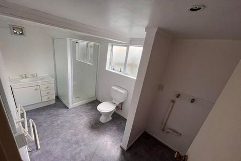 Photo of property in 1118 Fergusson Drive, Clouston Park, Upper Hutt, 5018