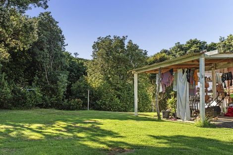 Photo of property in 6 Rangi Street, Mokau, 4376