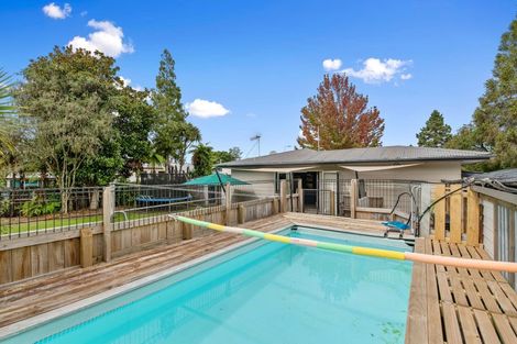 Photo of property in 14 Luke Place, Fairy Springs, Rotorua, 3015