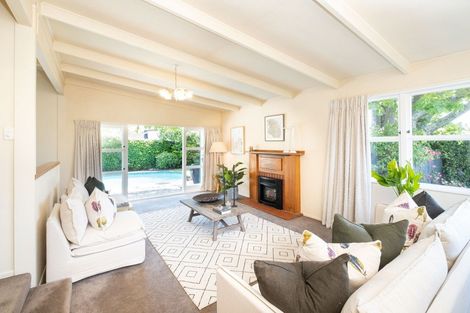 Photo of property in 10 Gillean Street, Havelock North, 4130