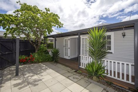 Photo of property in 1/140 Hastings Street, Sydenham, Christchurch, 8023