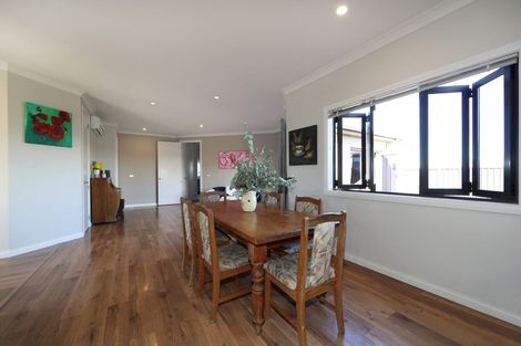 Photo of property in Heynes Place, 28 Heynes Place, Clive, 4102