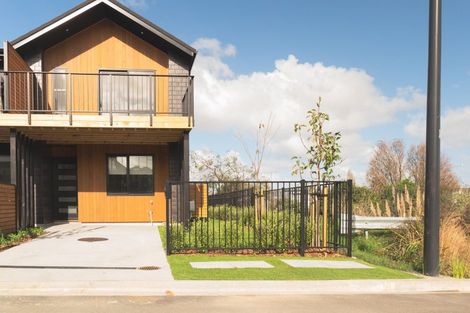 Photo of property in 2 Kawapani Lane, Kumeu, 0810