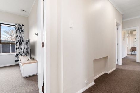 Photo of property in 4 Mckenzie Terrace, Carterton, 5713