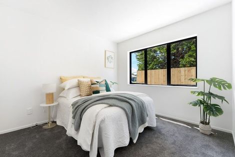 Photo of property in 14a River Road, Te Atatu Peninsula, Auckland, 0610