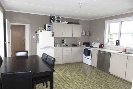 Photo of property in 47 Paterson Street, Grasmere, Invercargill, 9810