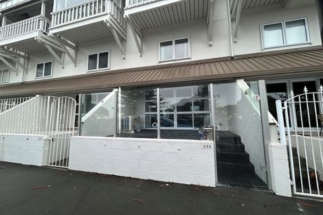 Photo of property in 235 Marine Parade, Napier South, Napier, 4110