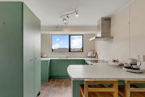 Photo of property in 18b Rose Street, Ranui, Porirua, 5024