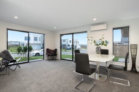 Photo of property in 1 Paiawa Way, Pyes Pa, Tauranga, 3110