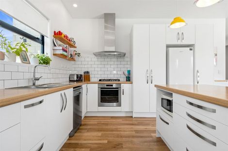 Photo of property in 151 The Boulevard, Papamoa Beach, Papamoa, 3118