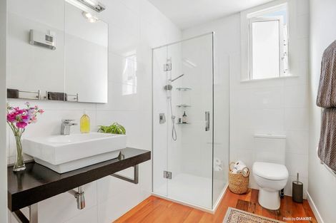 Photo of property in 53 Brougham Street, Mount Victoria, Wellington, 6011