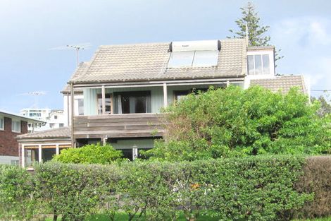 Photo of property in 104 Bay Street, Red Beach, 0932