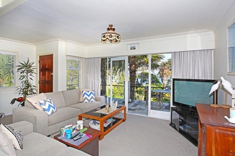 Photo of property in 64 Ronald Avenue, Glenbrook, Waiuku, 2681